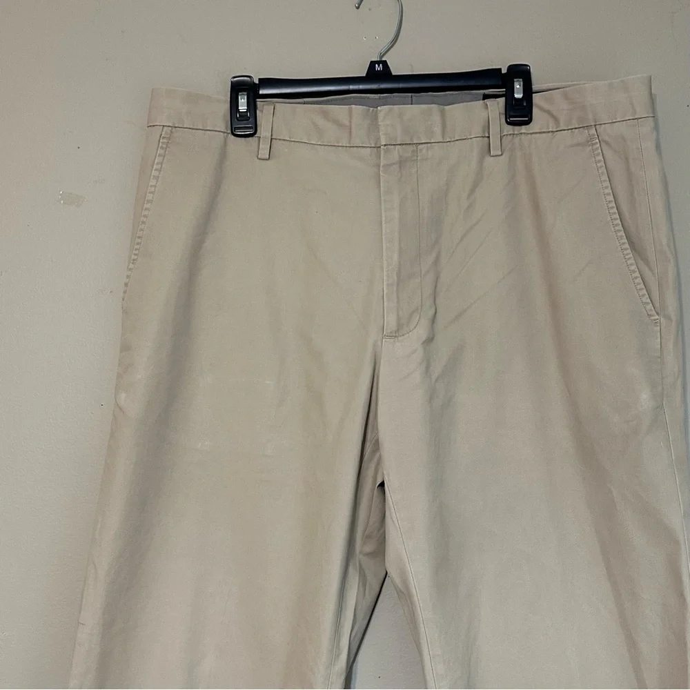 Banana Republic men’s‎ 38/32 straight leg khaki pants